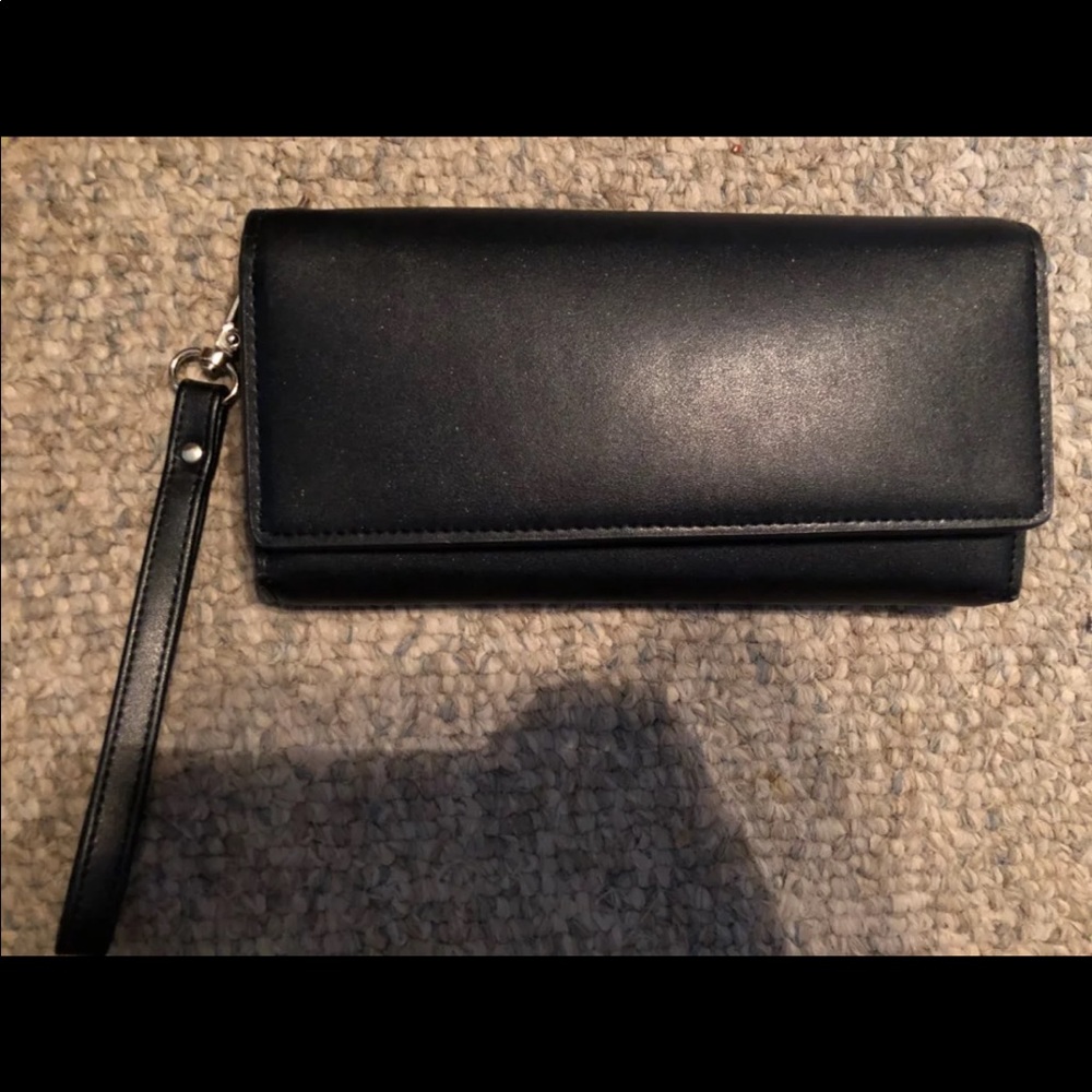 Black wallet